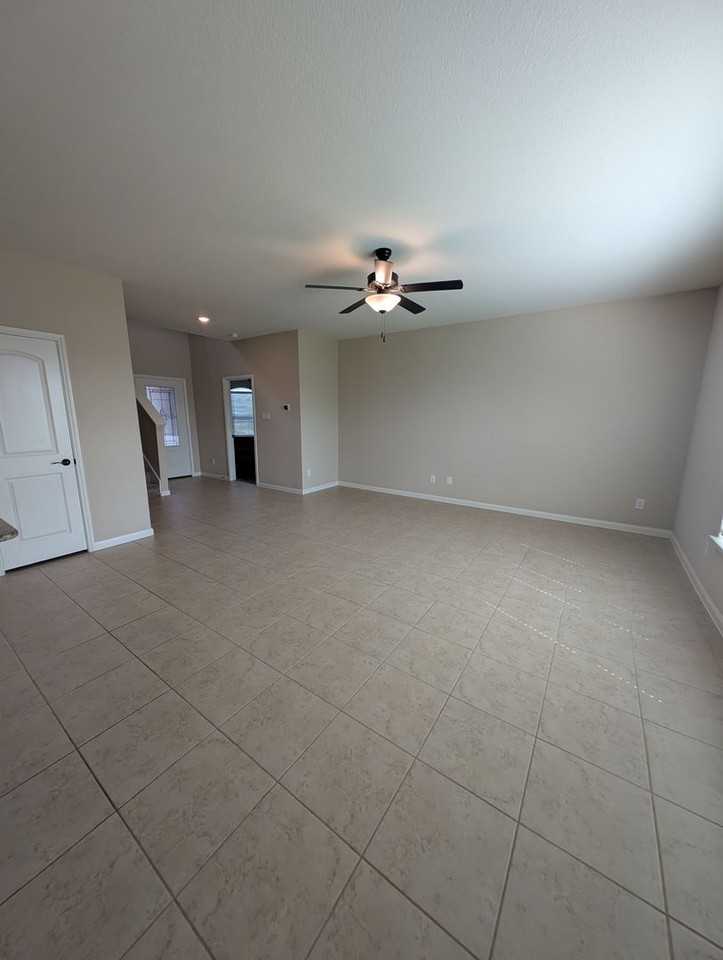 21210 Echo Manor Dr - Photo 3 of 26