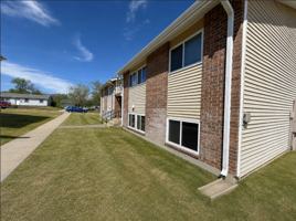 featured image of 906 E E St