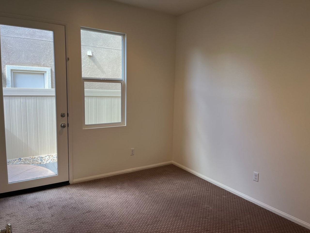 34770 Carina Pl - Photo 5 of 8