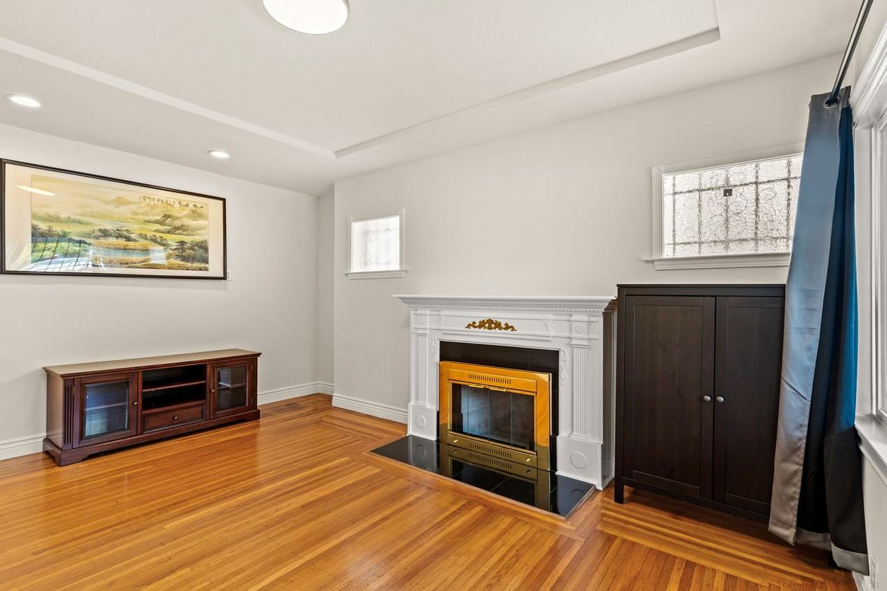3318 Maple Ave Frnt - Photo 4 of 21