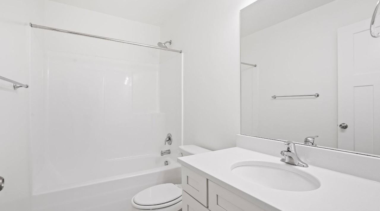 3988 W 1650 N - Photo 4 of 23