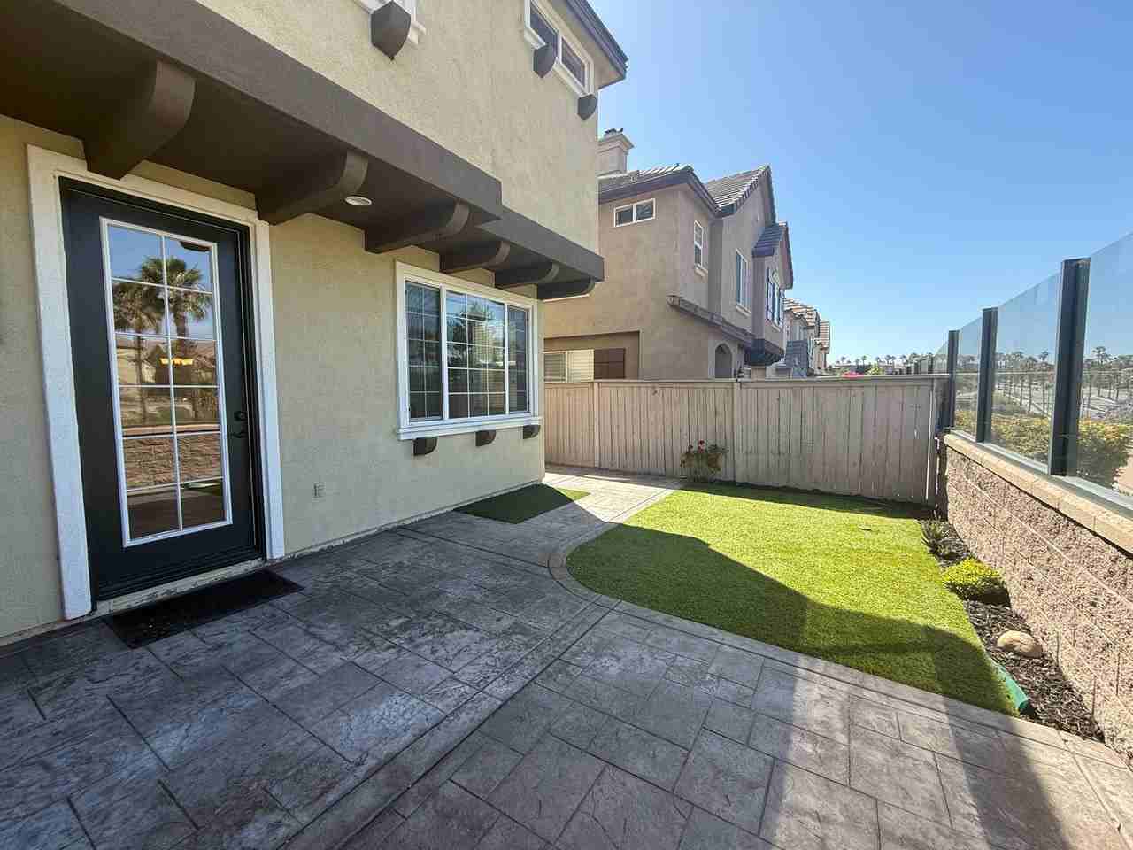 1357 Burgundy Dr - Photo 2 of 43