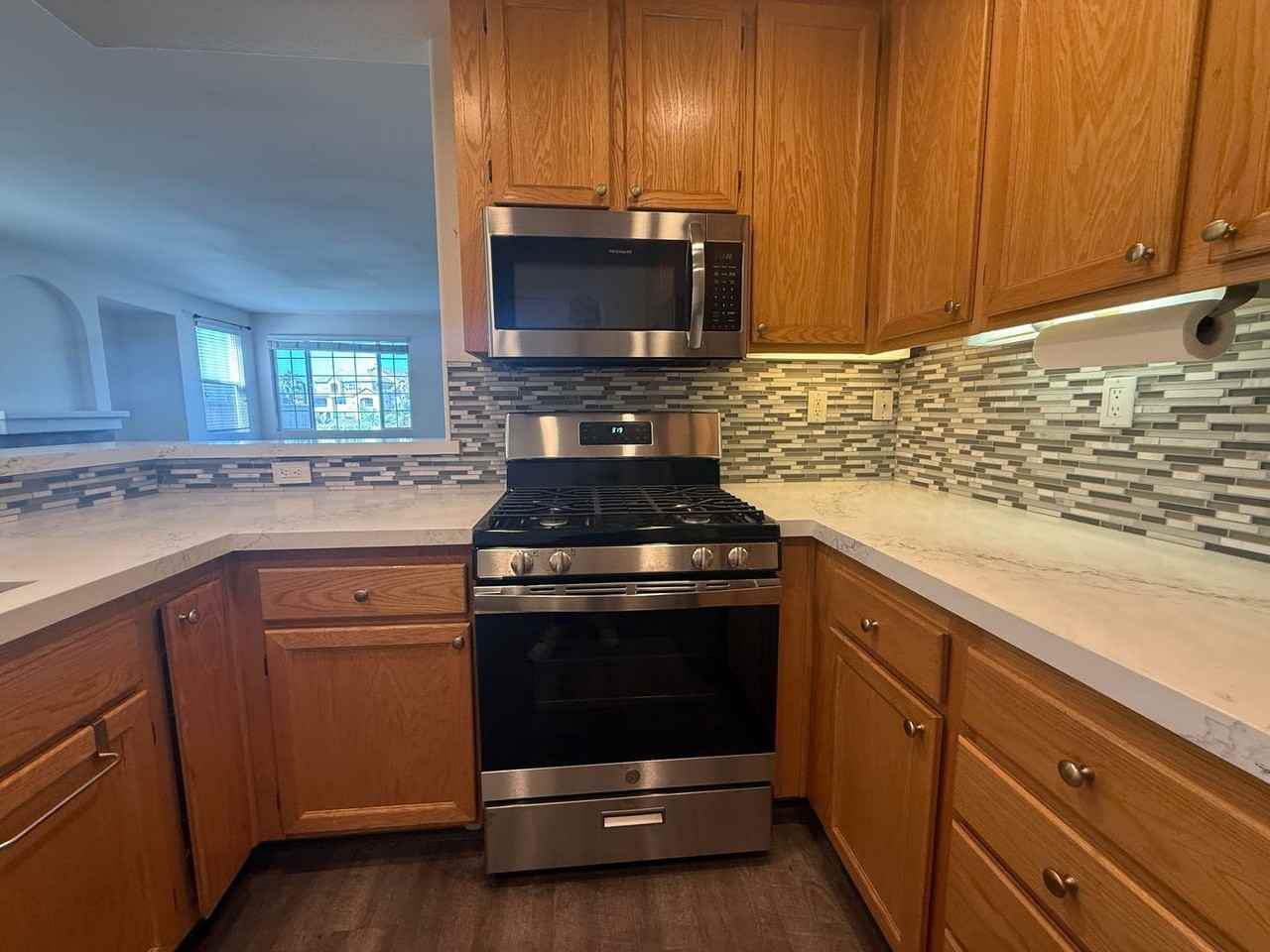 1357 Burgundy Dr - Photo 6 of 43