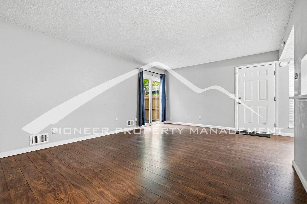 9901 E Evans Ave #4B - Photo 5 of 19
