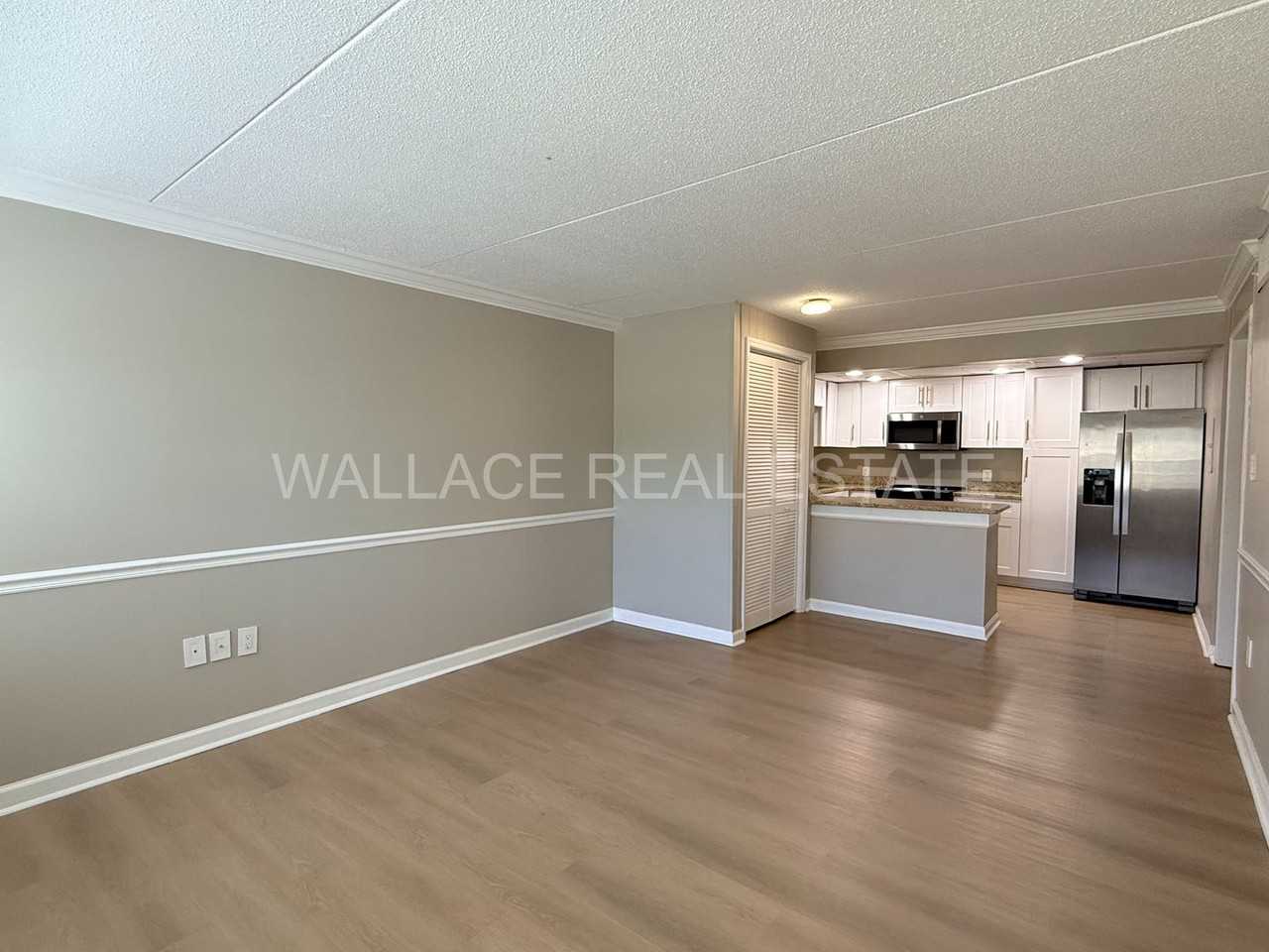2749 Sullins St - Photo 4 of 17