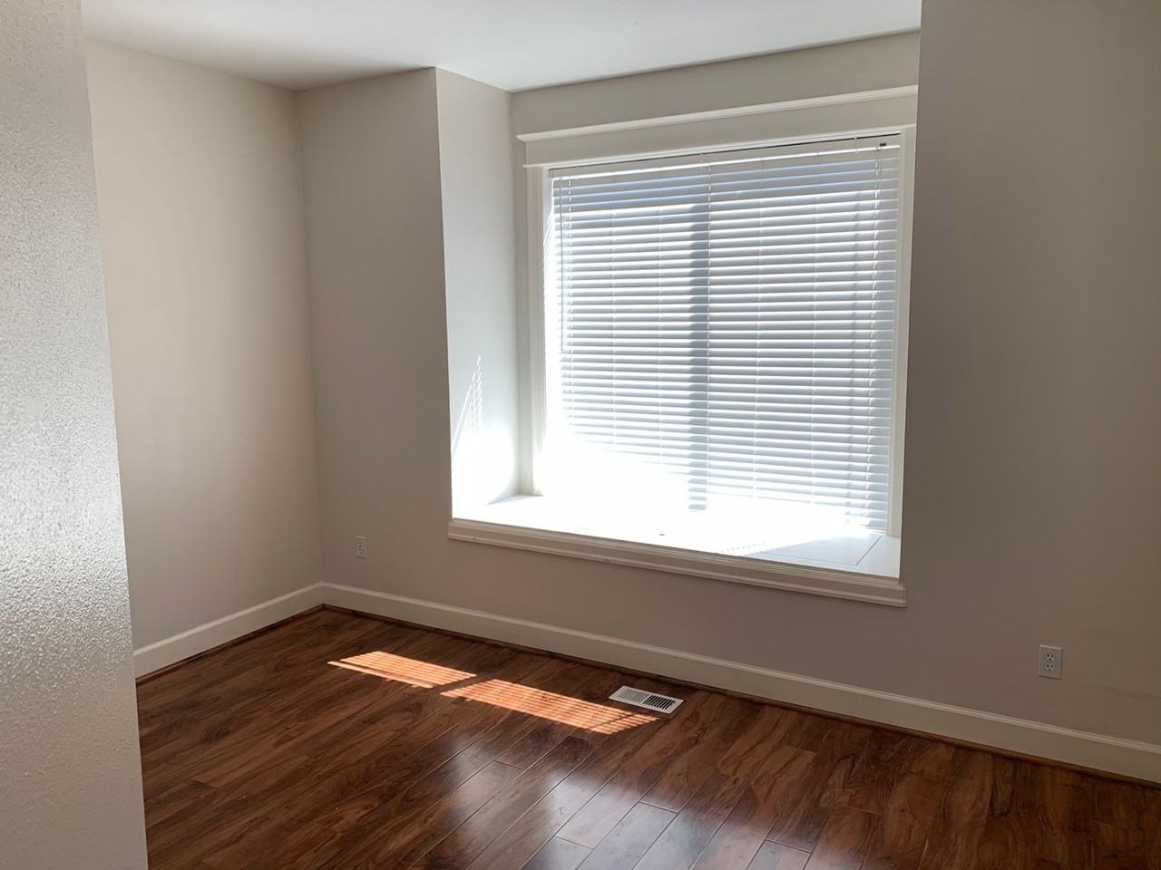 847 W S St - Photo 7 of 25