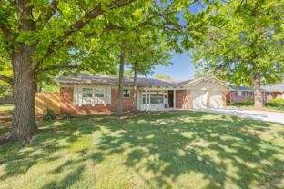 2716 Carlton Way - Photo 1 of 1