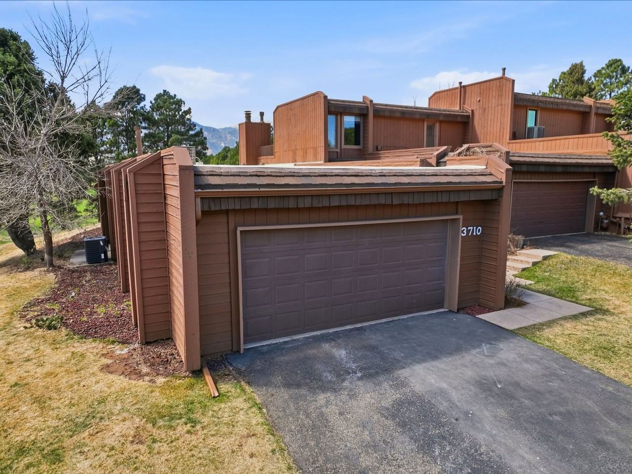 3710 Camels Ridge Ln - Photo 3 of 27