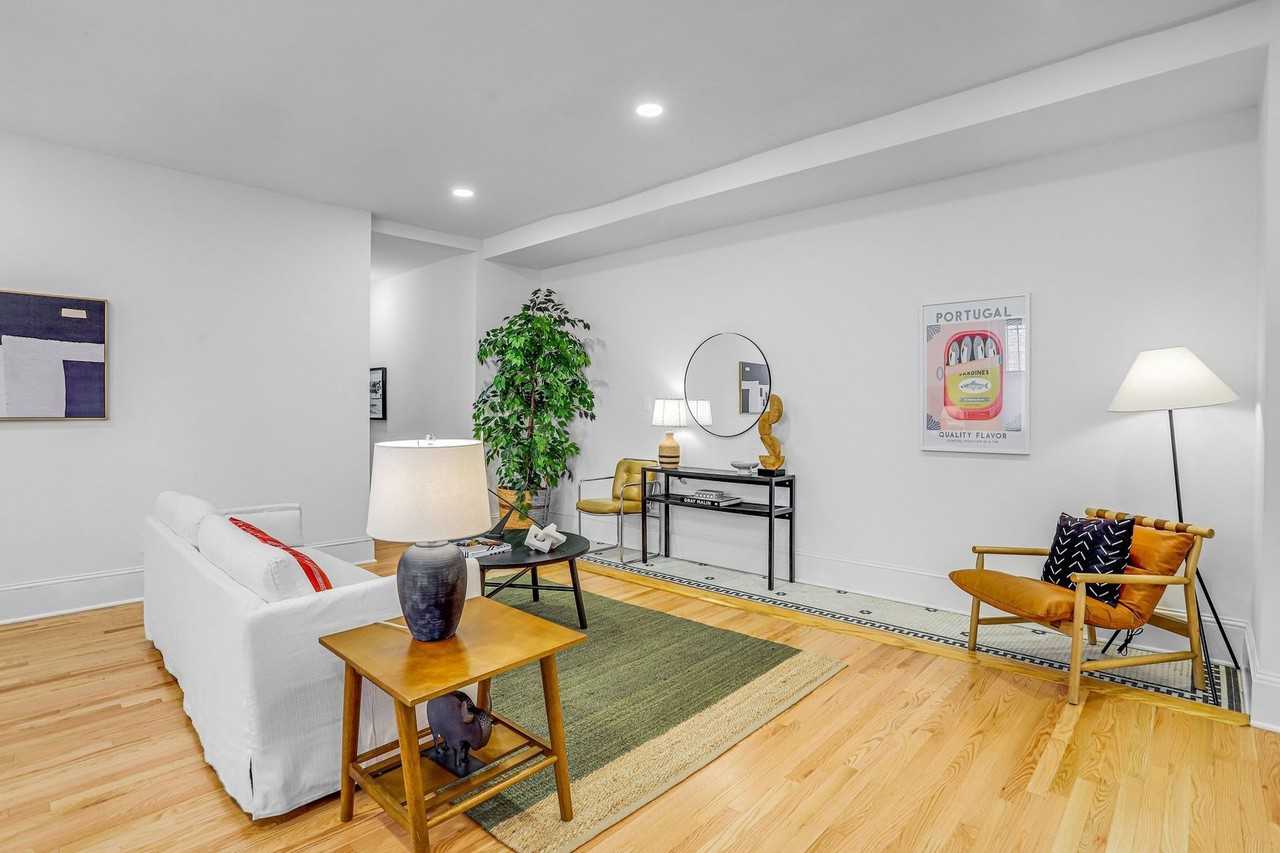 3420 16th St Nw #102 - Photo 3 of 33