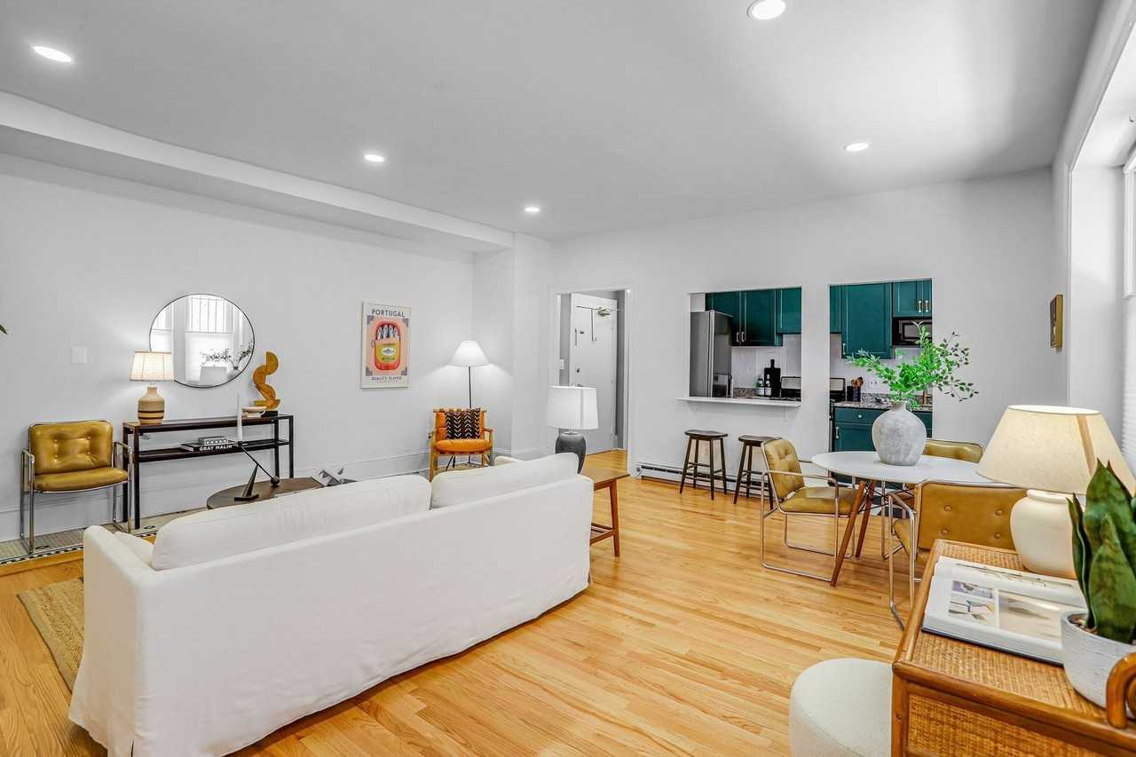 3420 16th St Nw #102 - Photo 7 of 33