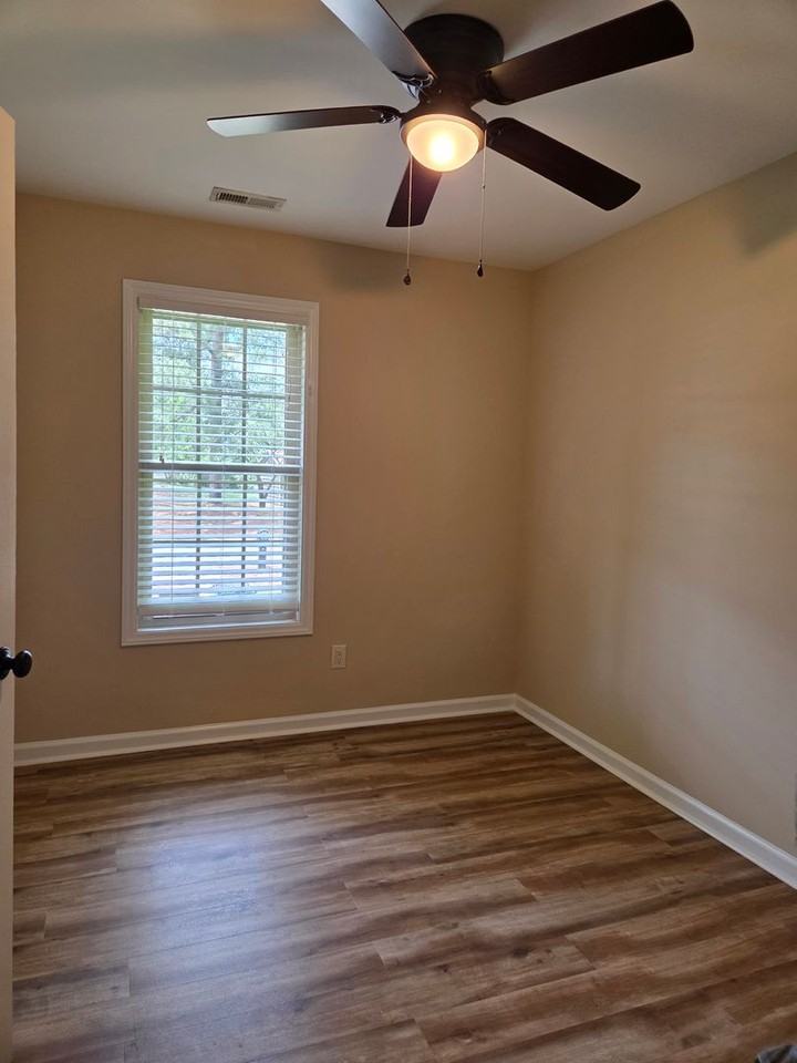 7929 Marley Dr - Photo 6 of 12