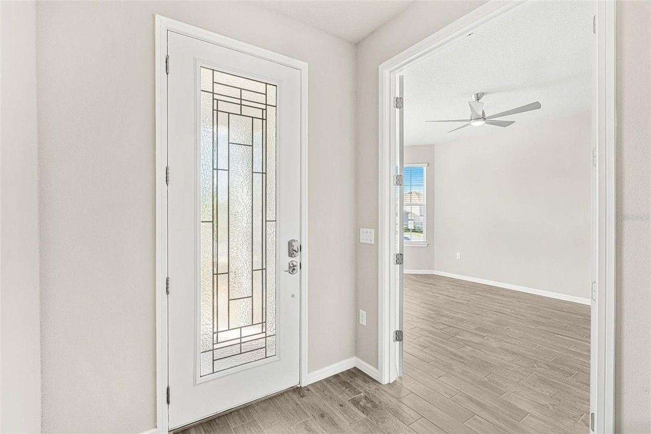 14334 Noto Ave - Photo 4 of 31