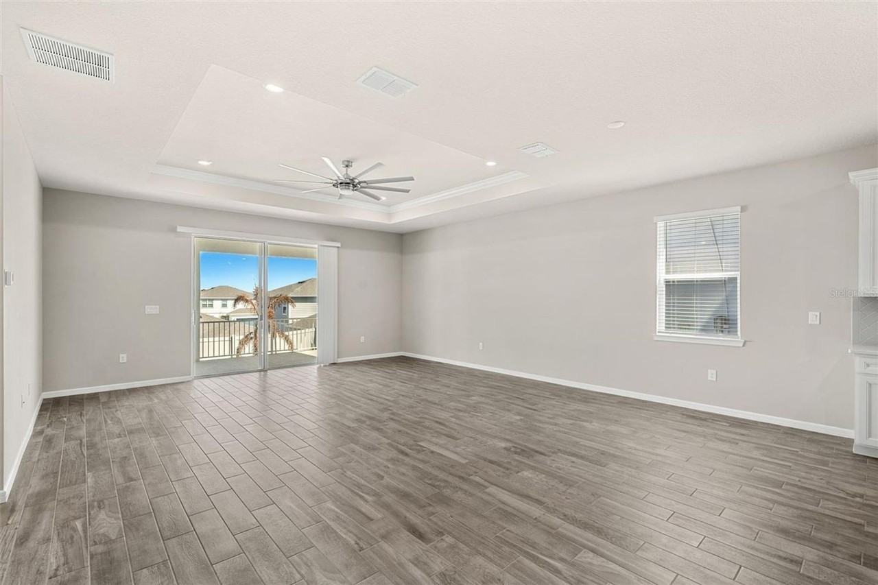 14334 Noto Ave - Photo 5 of 31