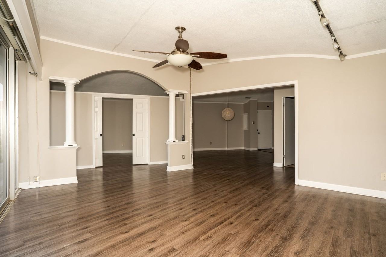 823 S Water St - Photo 2 of 20