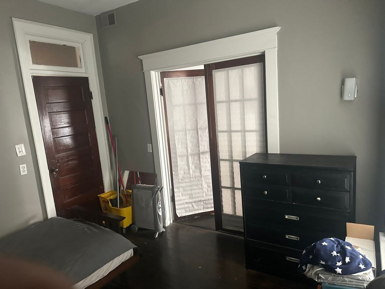 569 Elmwood Ave - Photo 4 of 13