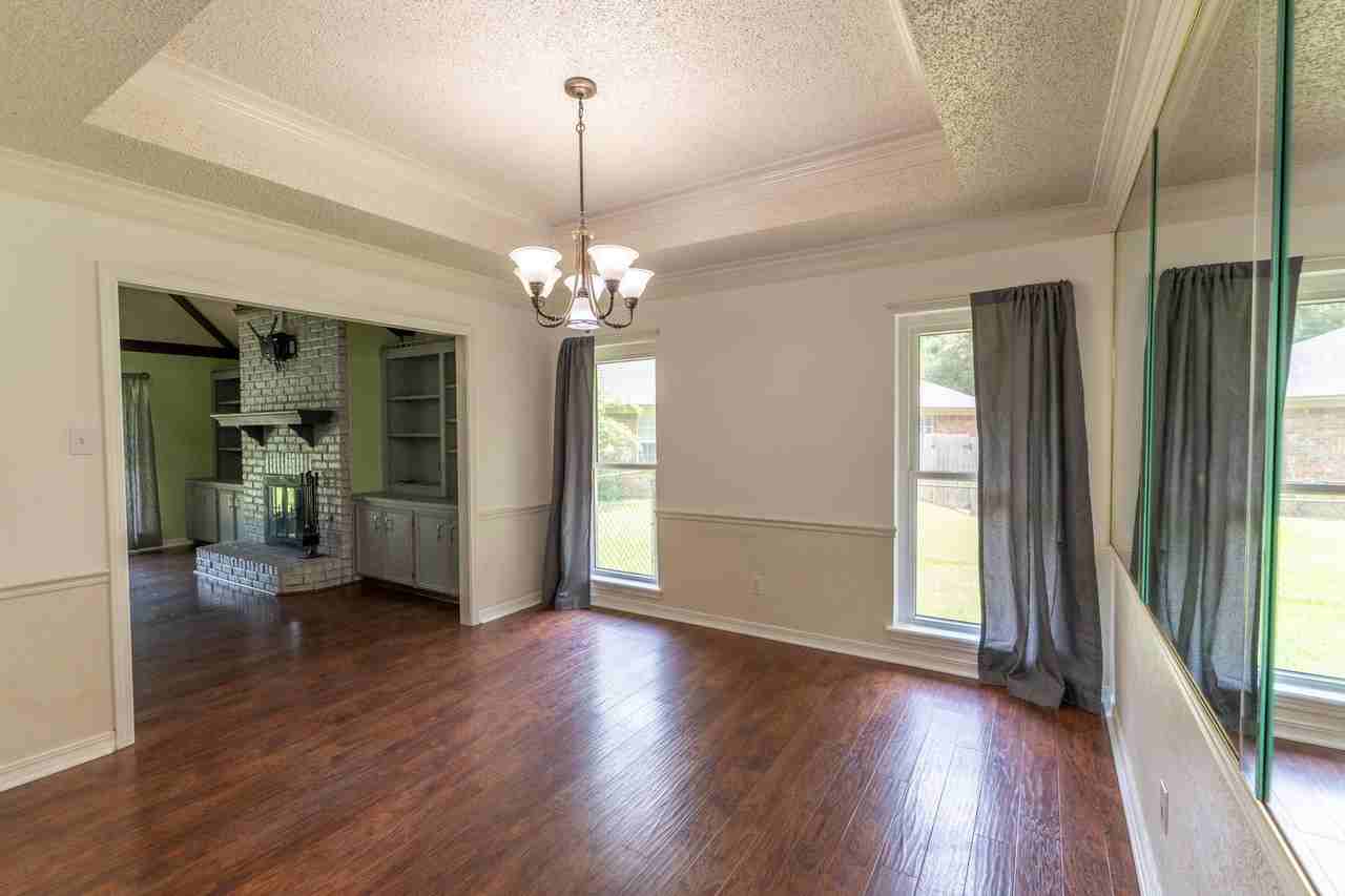 8052 Fernwood Cir - Photo 5 of 12
