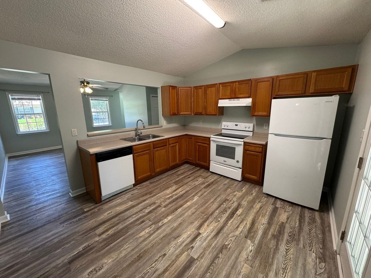 212 Harvest Way - Photo 5 of 21