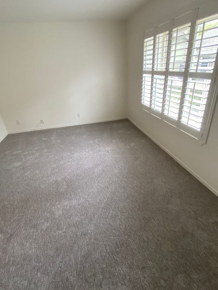 937 Hunt Ave - Photo 4 of 5