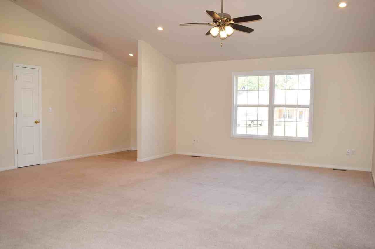 21057 Larson Rd - Photo 2 of 31
