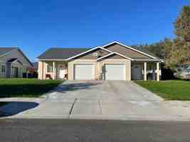 featured image of 1208 W Malaga Ave