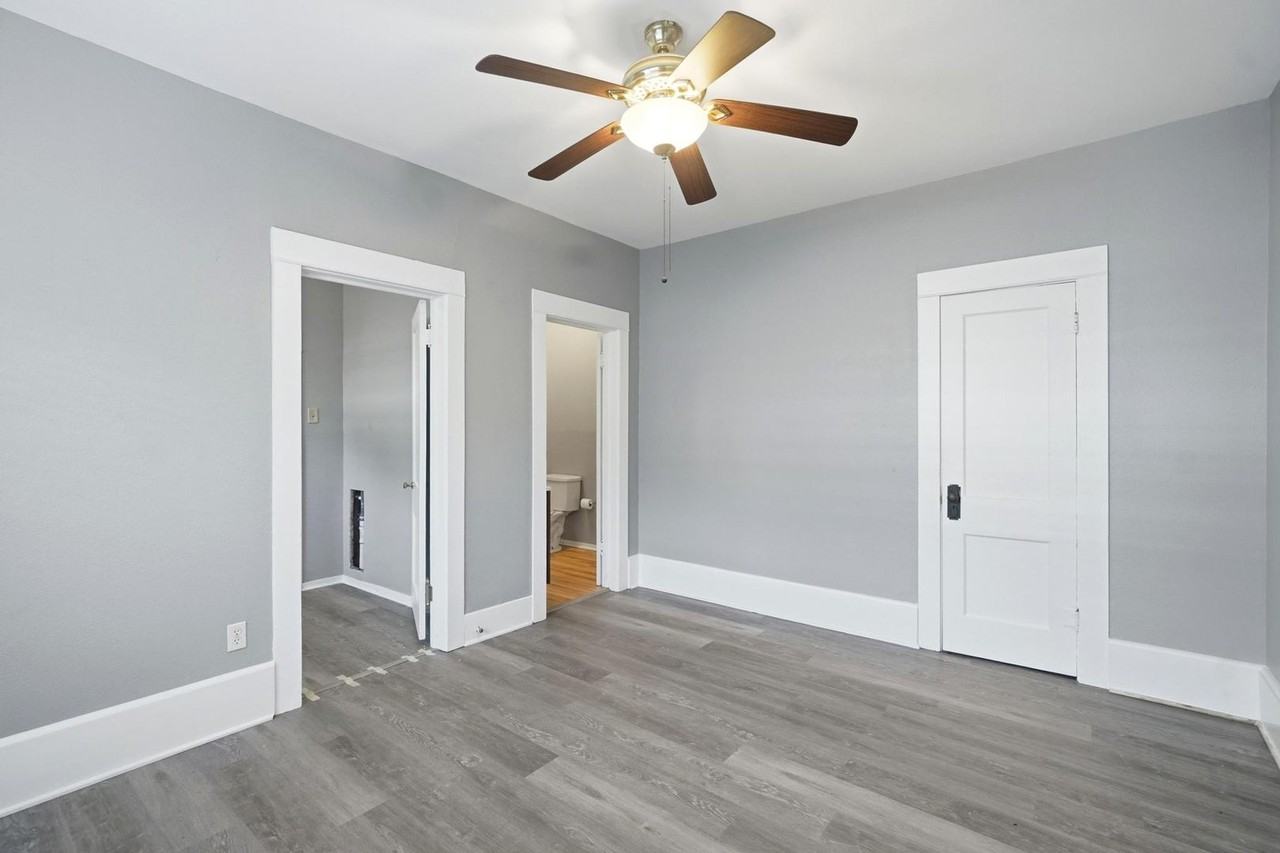 735 Victoria St - Photo 5 of 24