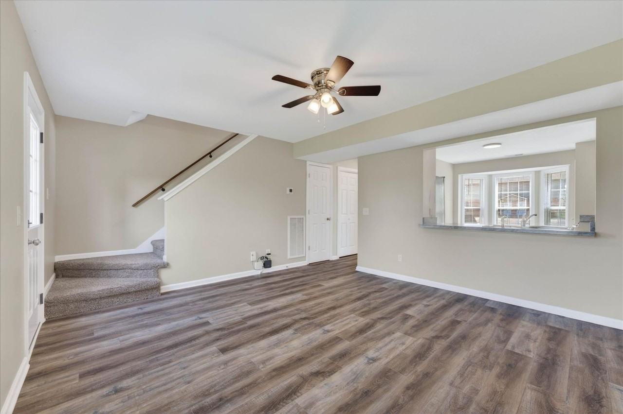 2072 Tynewood Dr - Photo 7 of 27