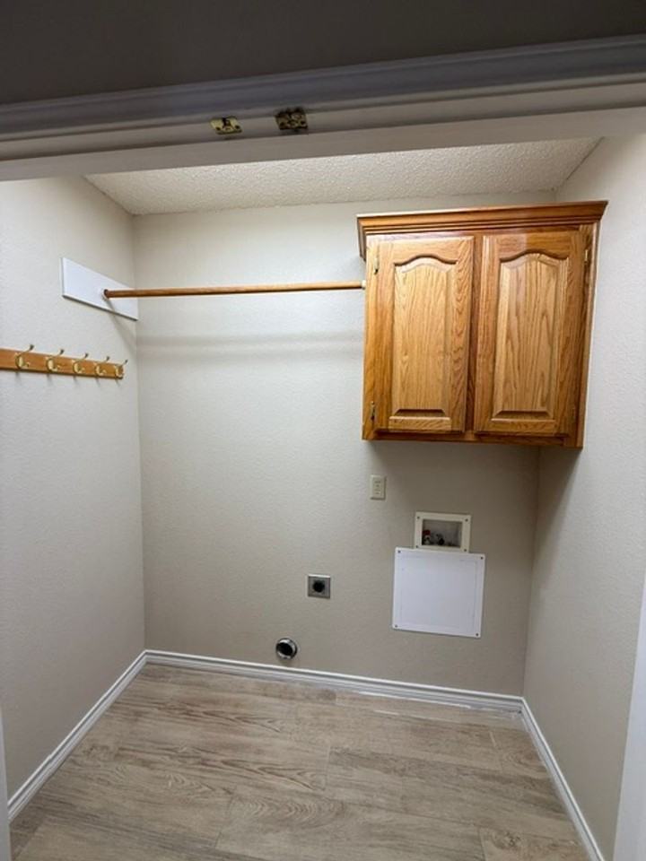 1097 Lytle Creek Dr - Photo 6 of 23