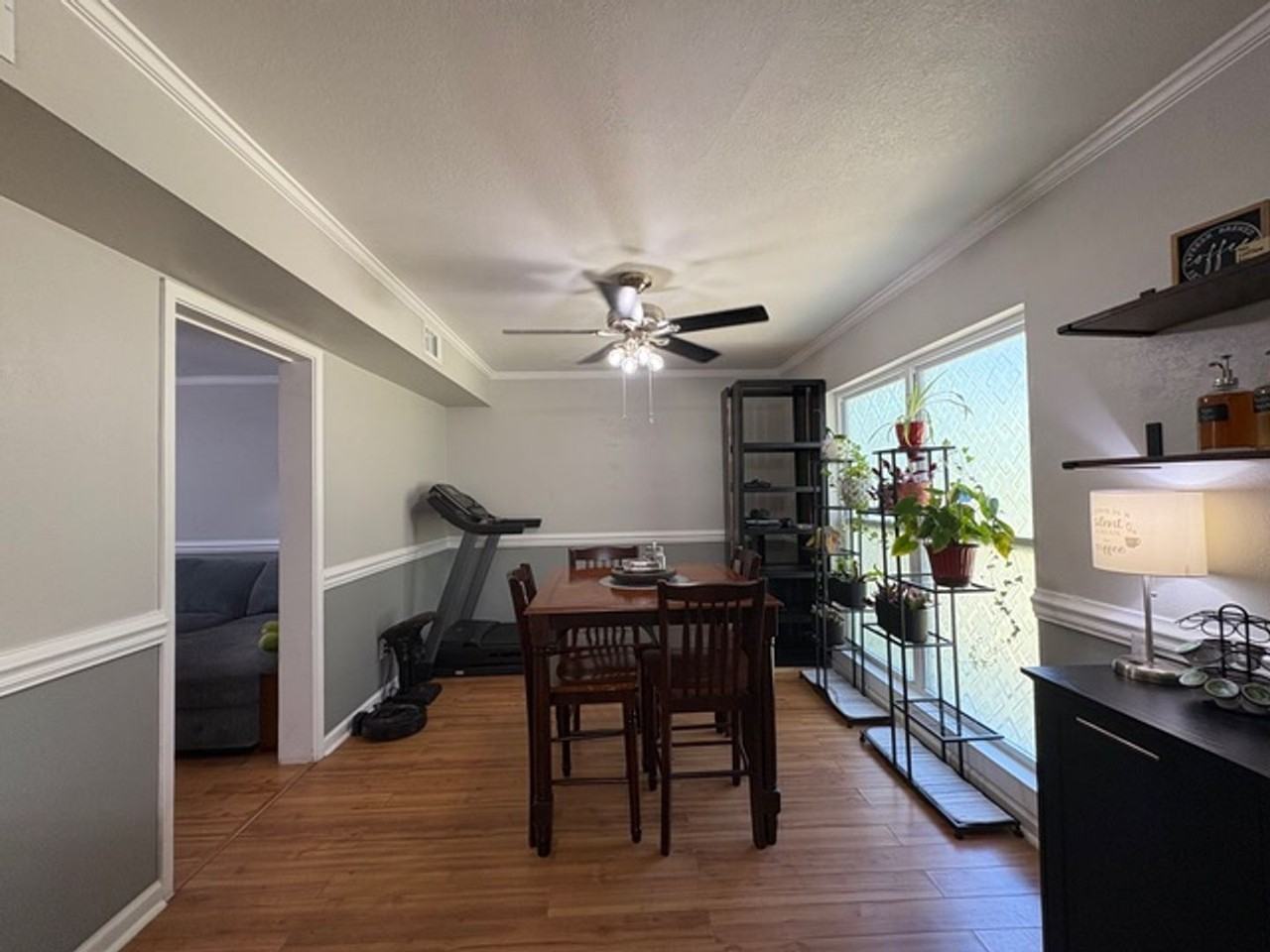 374 N Lloyd St - Photo 5 of 22