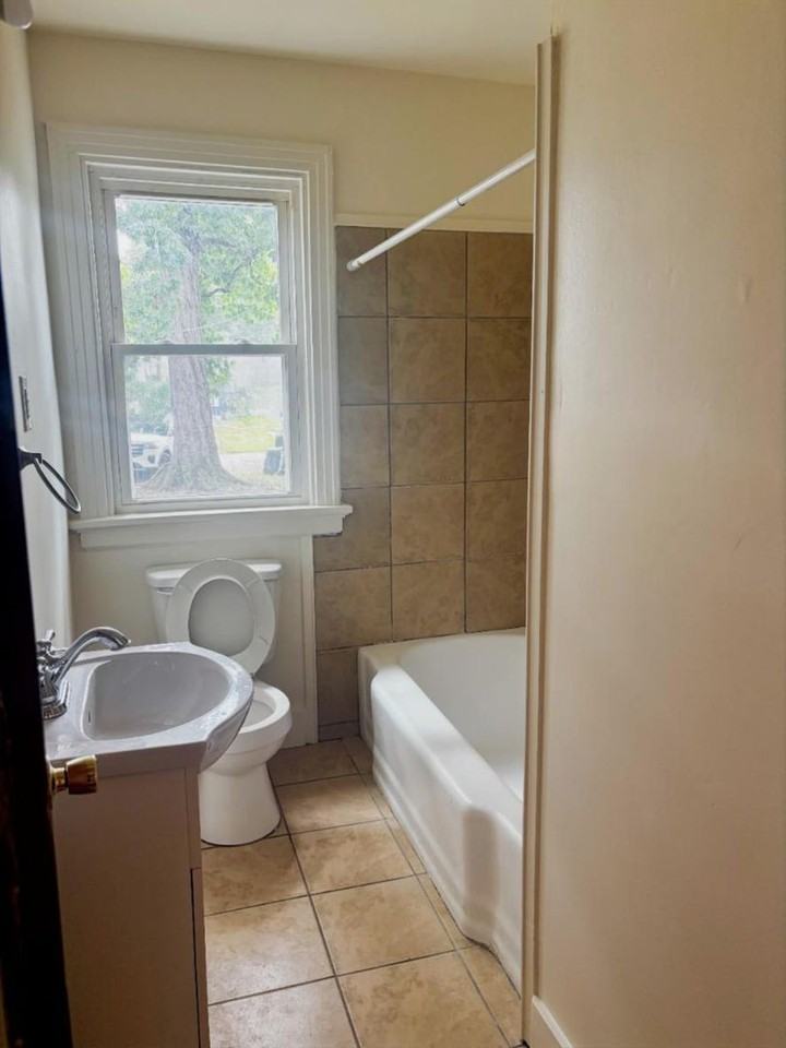 3800 North Ave - Photo 5 of 13
