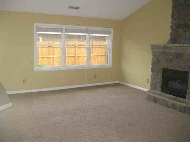 1664 Crossen Way - Photo 3 of 14