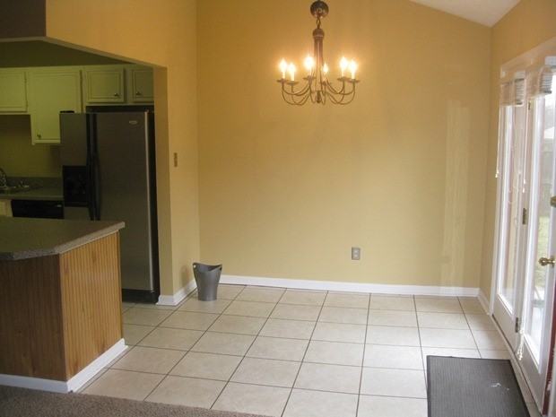 1664 Crossen Way - Photo 4 of 14