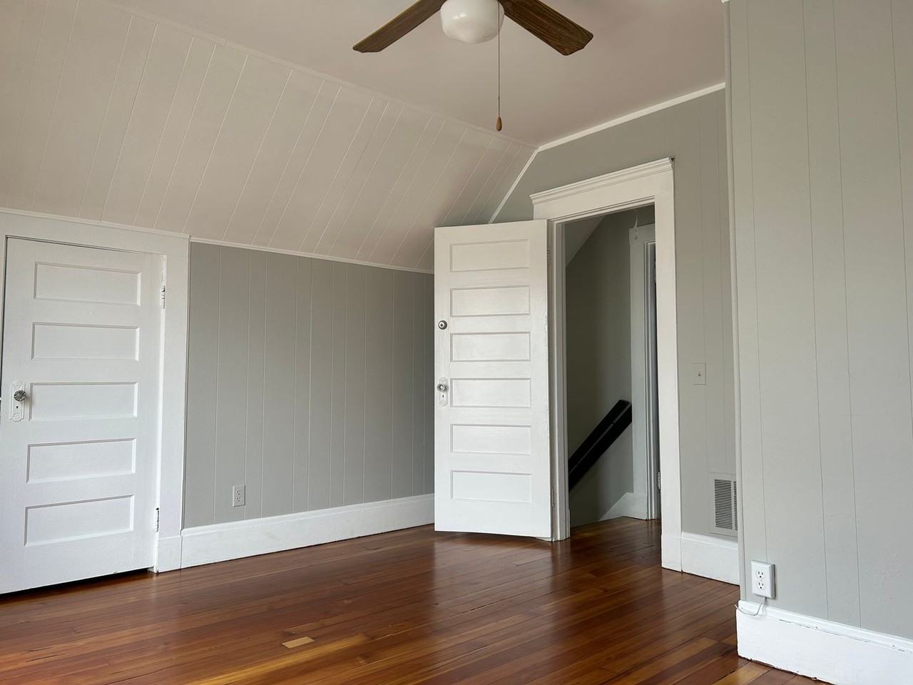 1810 Dixwell Ave - Photo 3 of 14