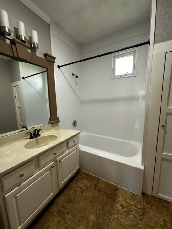 177 Warrensburg Rd - Photo 5 of 24