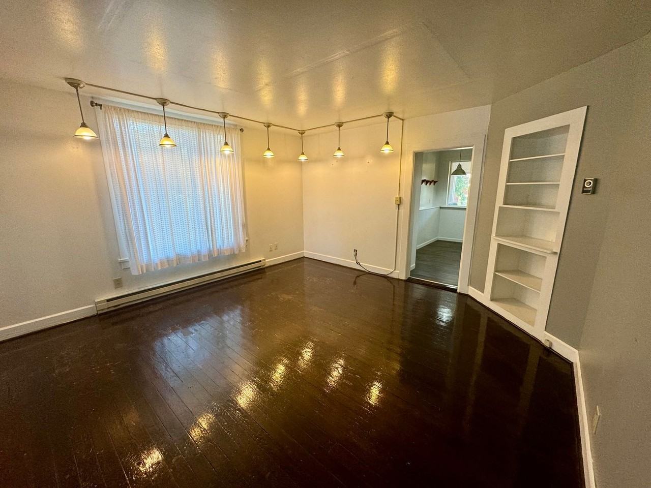605 N Ruby St - Photo 6 of 21