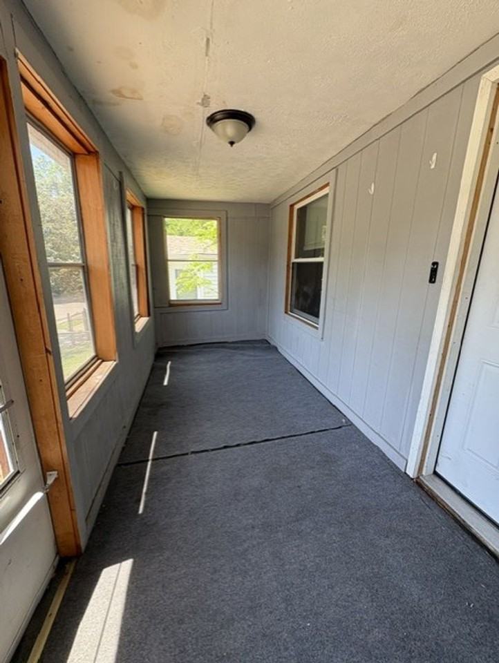 1005 Florida Ave - Photo 2 of 15