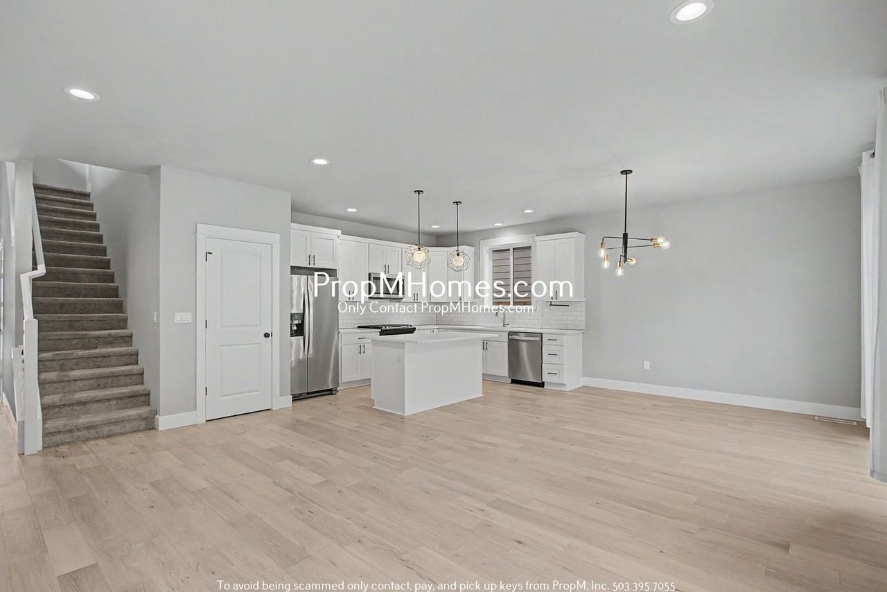 3544 3544 SW Tegart Lane - NEW PROPERTY - Photo 4 of 27