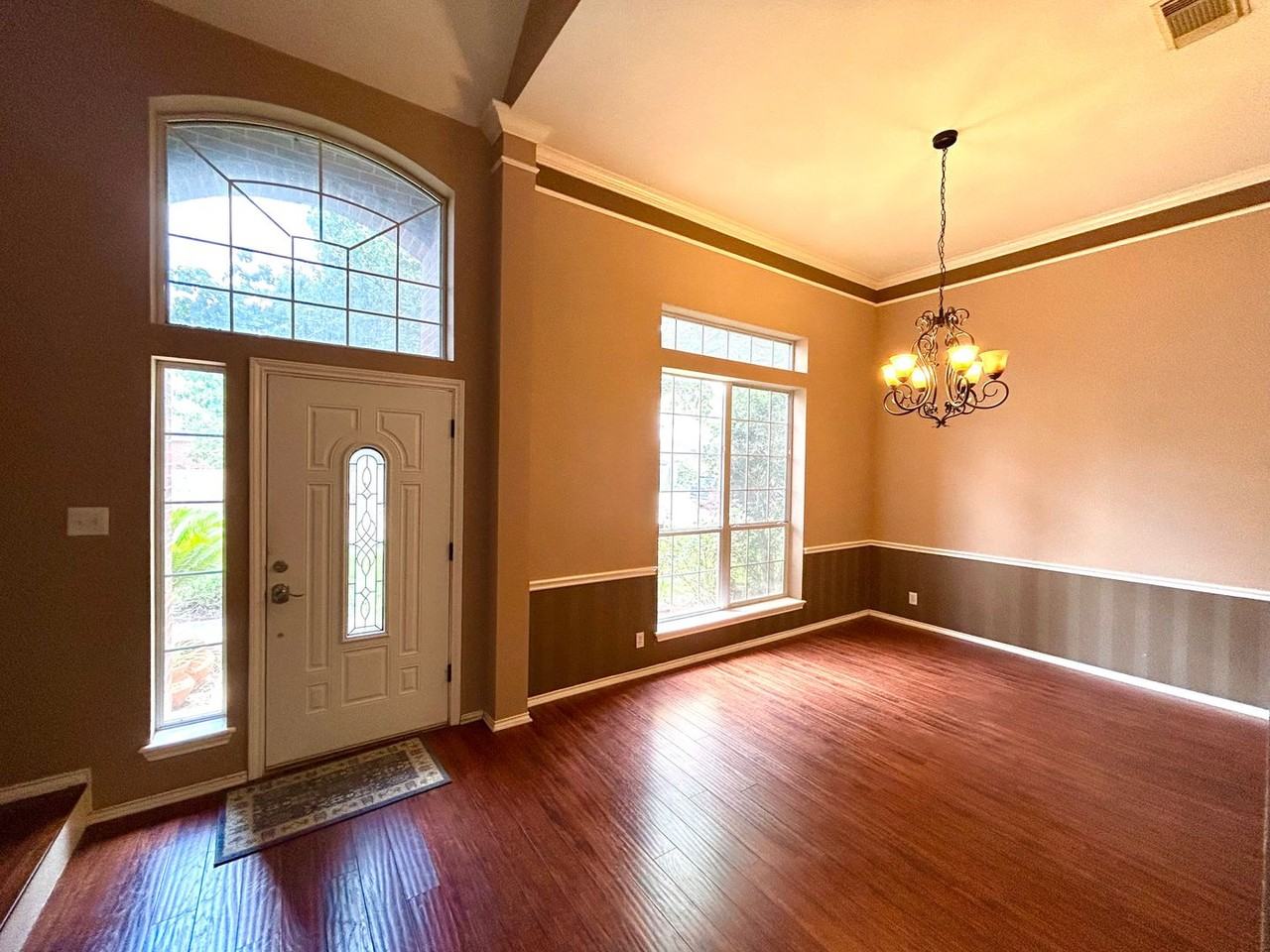 8807 Brae Ridge Dr - Photo 5 of 35