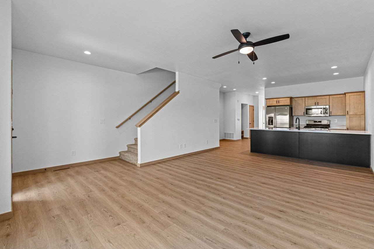 628 Catherine Dr - Photo 6 of 30