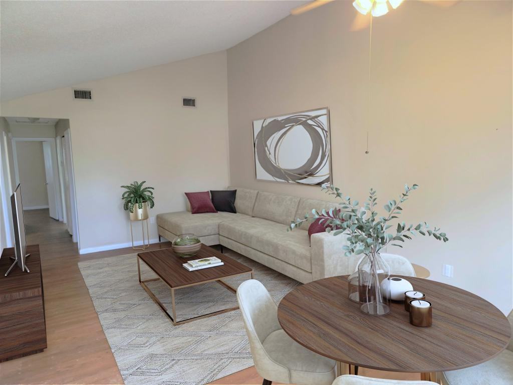 22786 Penny Loop - Photo 2 of 9