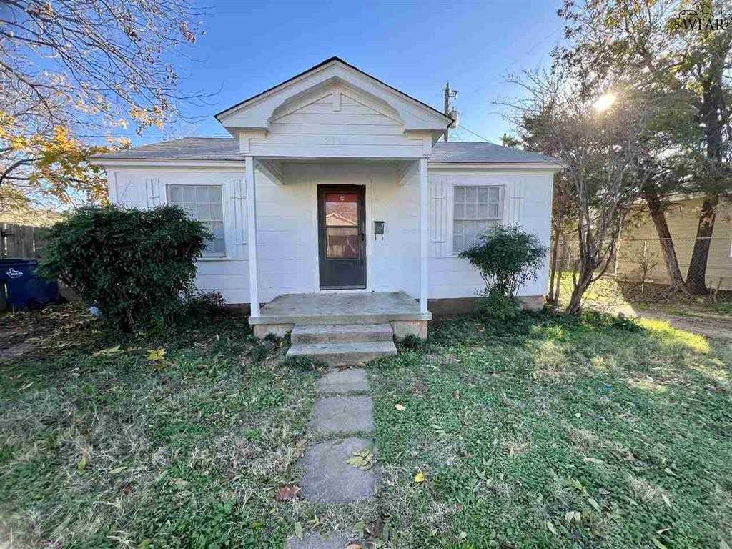 2181 Avenue K - Photo 2 of 10