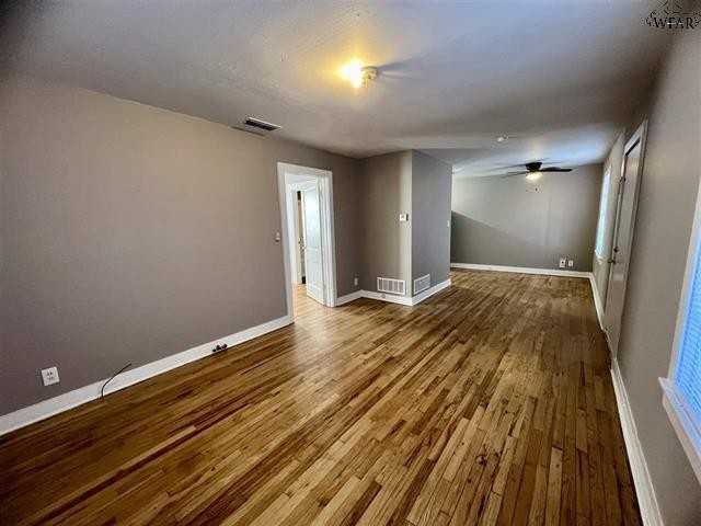 2181 Avenue K - Photo 3 of 10