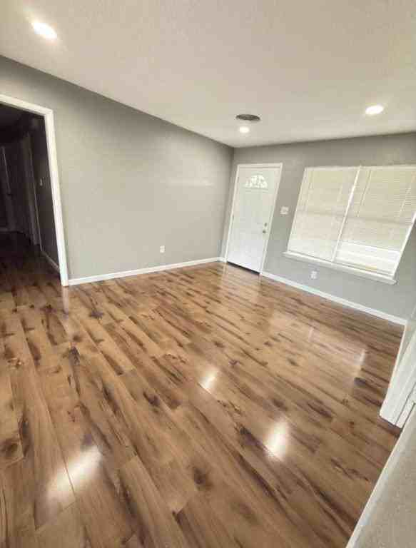 4603 Sw H Ave - Photo 3 of 16