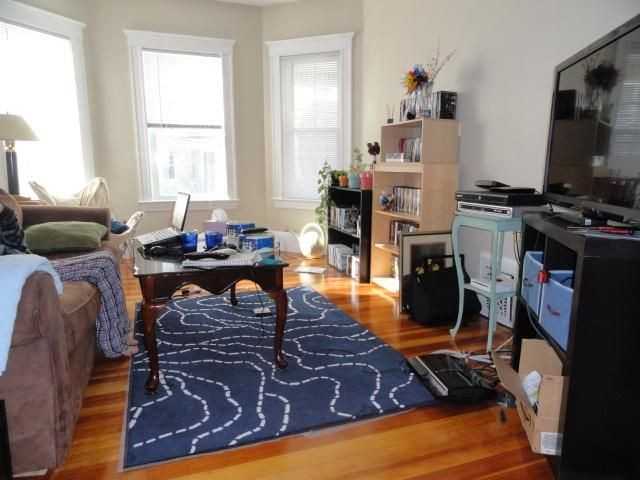 101 Heath St ##3 - Photo 4 of 7