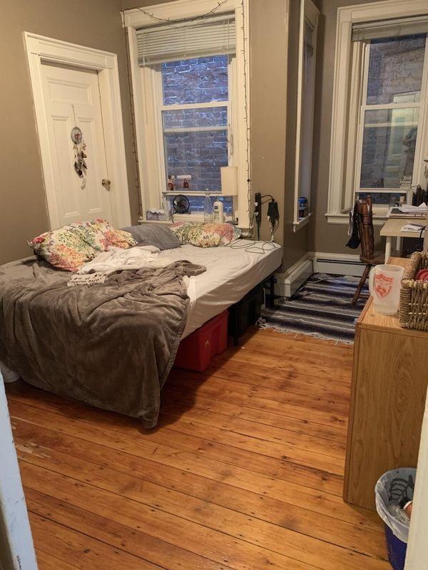 108 Central St ##3r - Photo 7 of 9