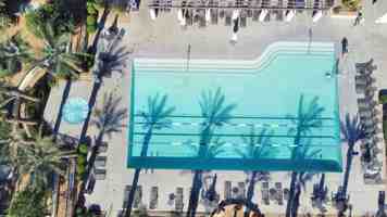 featured image of 621 Calle Vibrante