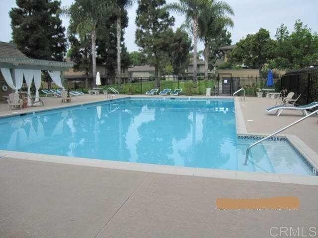 300 Rancho Dr ##B - Photo 4 of 5