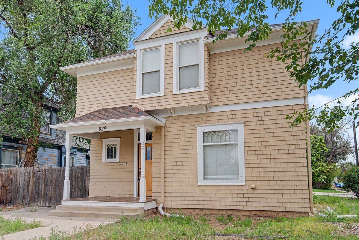 829 Sahwatch St - Photo 3 of 35