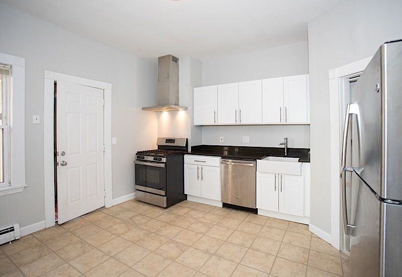 222 Prospect St ##3 - Photo 3 of 8