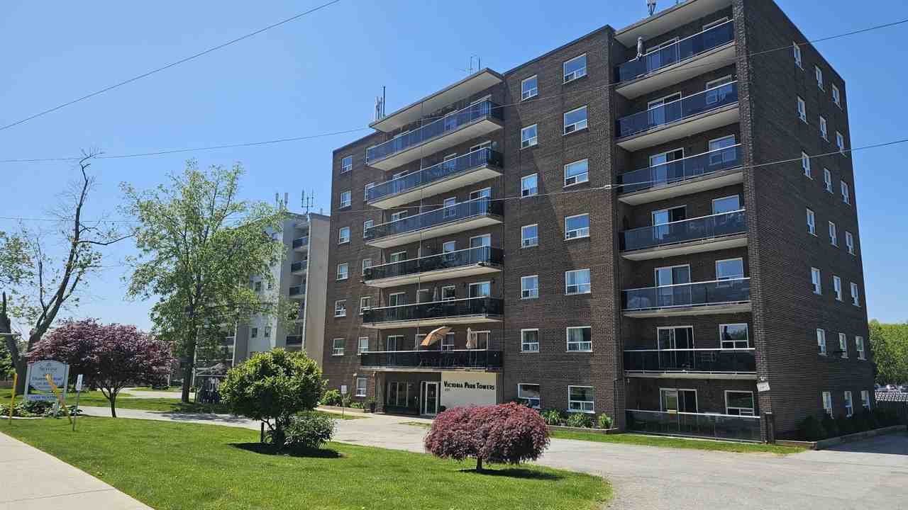 Victoria Park Tower and Imperial Tower Apartments - Photo 2 of 25