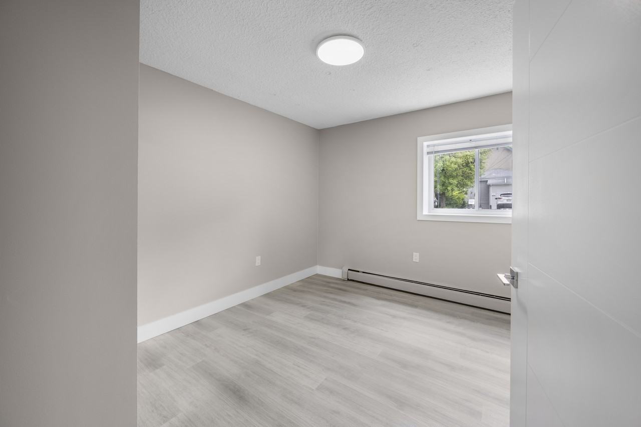 St. Charles Apartments - Photo 5 of 10